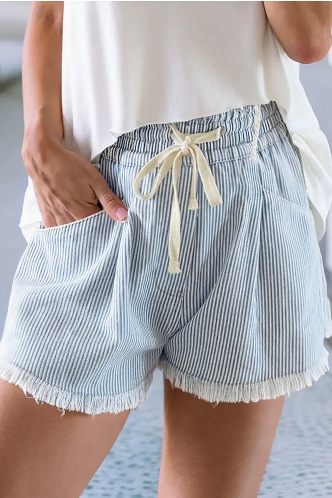 Ldc Raw Edge Drawstring Elastic Waist Spring Denim Shorts