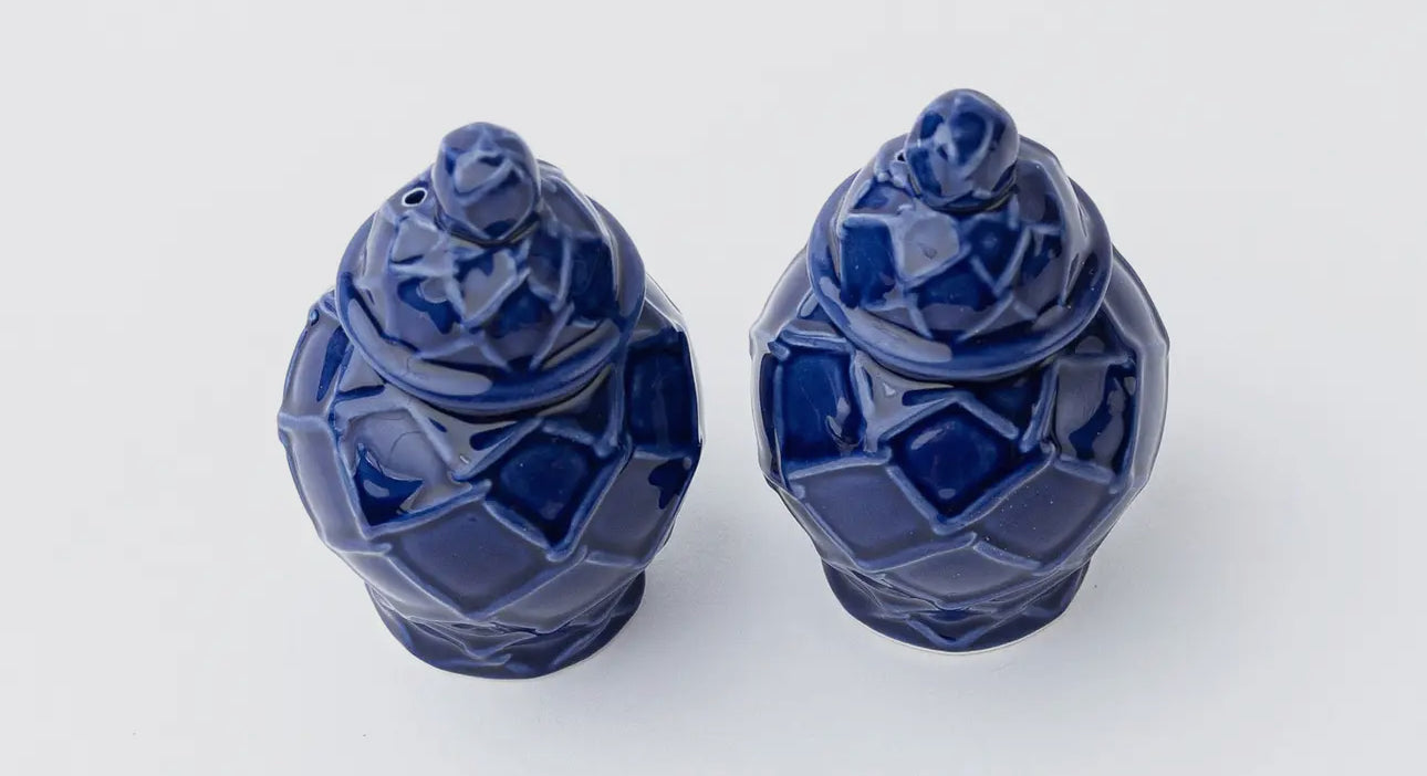 Ginger Jar With Lattice Salt and Pepper Shakers
