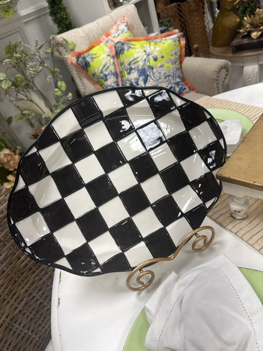 CHECKERED PLATTEr