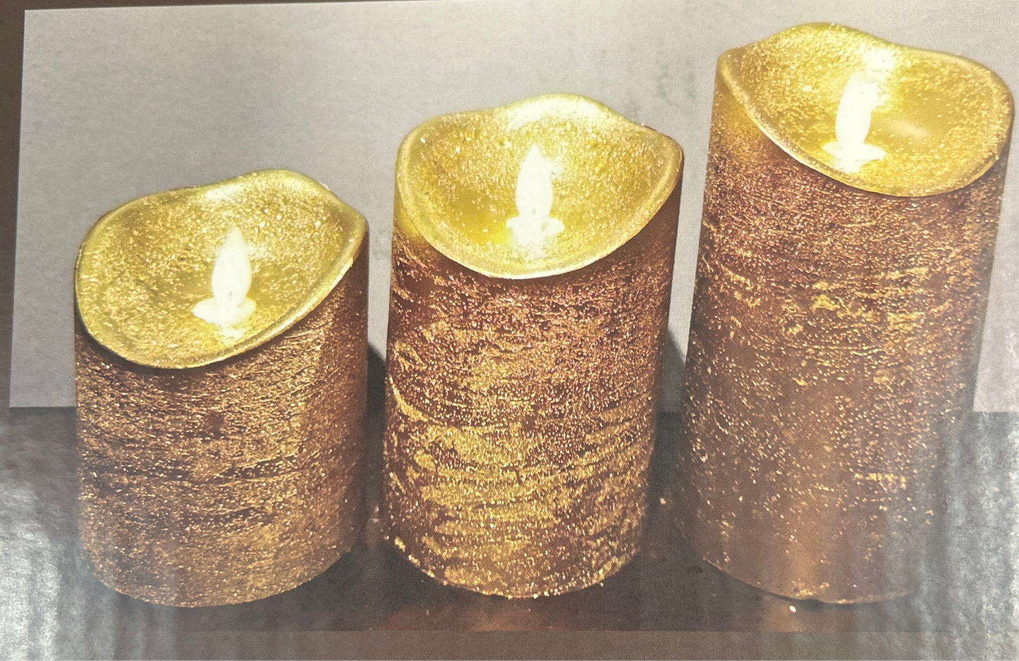 Flameless LED pillar candles in Rose Gold