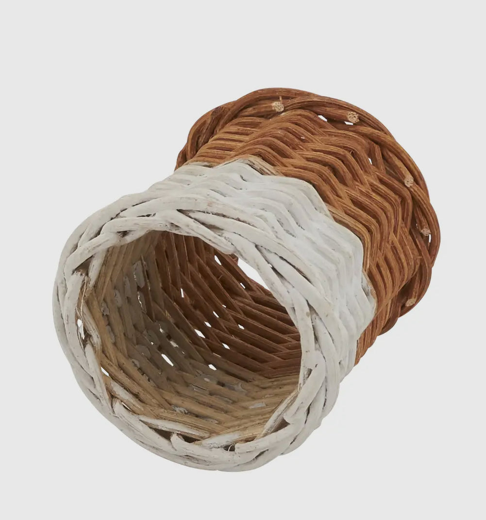Two tone rattan napkin ring