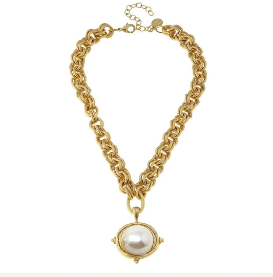 Hand cast gold Cabachon cotton pearl necklace