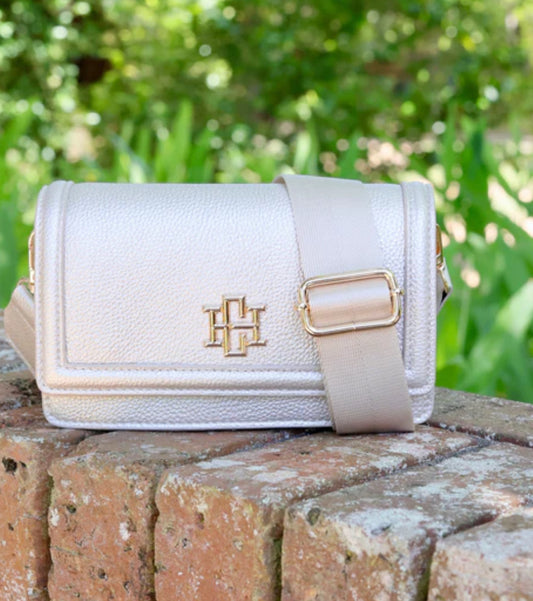 Maverick crossbody with pocket