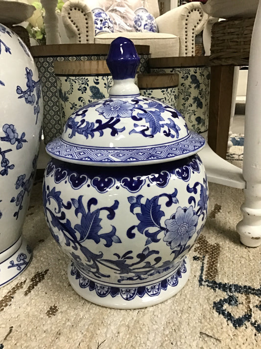 14.25” royal/white ceramic ginger jar