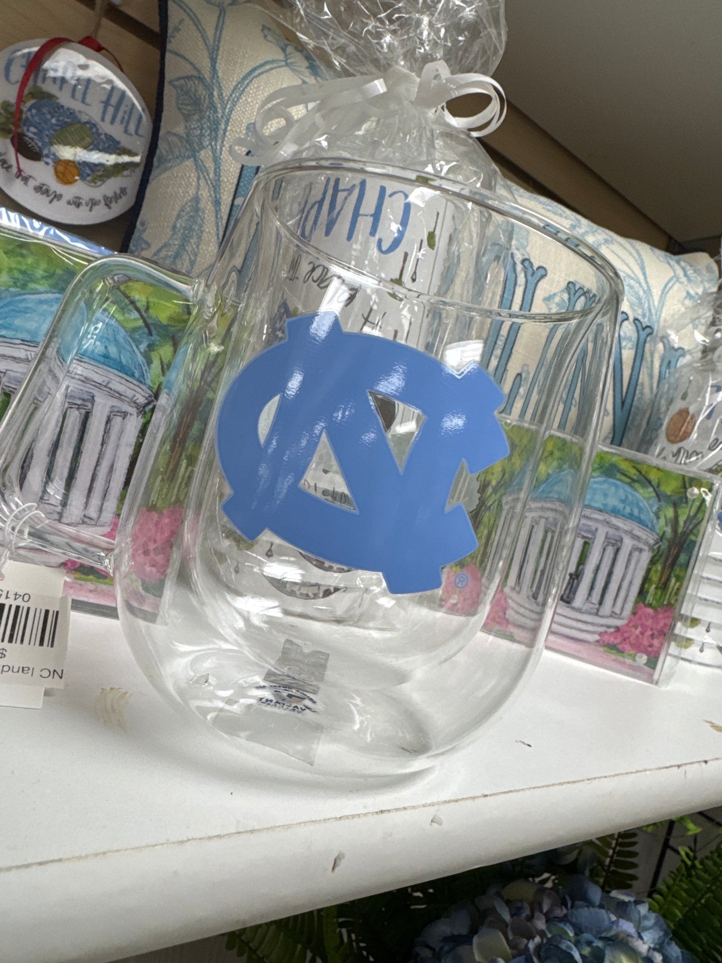 UNC landmark glass mug