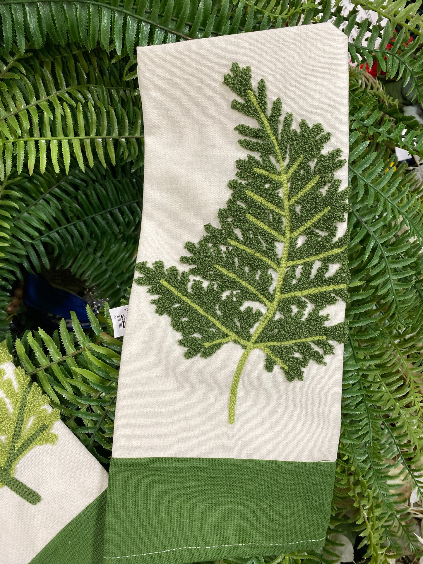 Assorted 28” embroidered fern guest towels