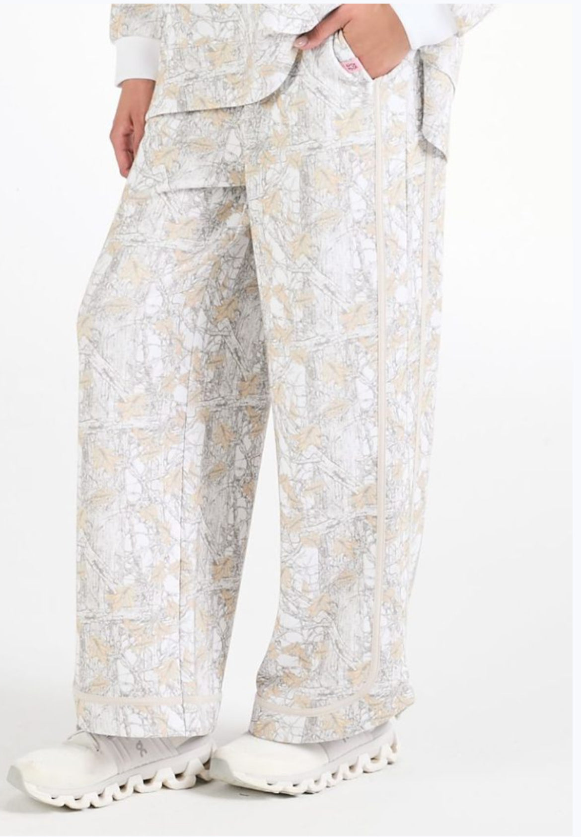 Simply southern contrast camo white
