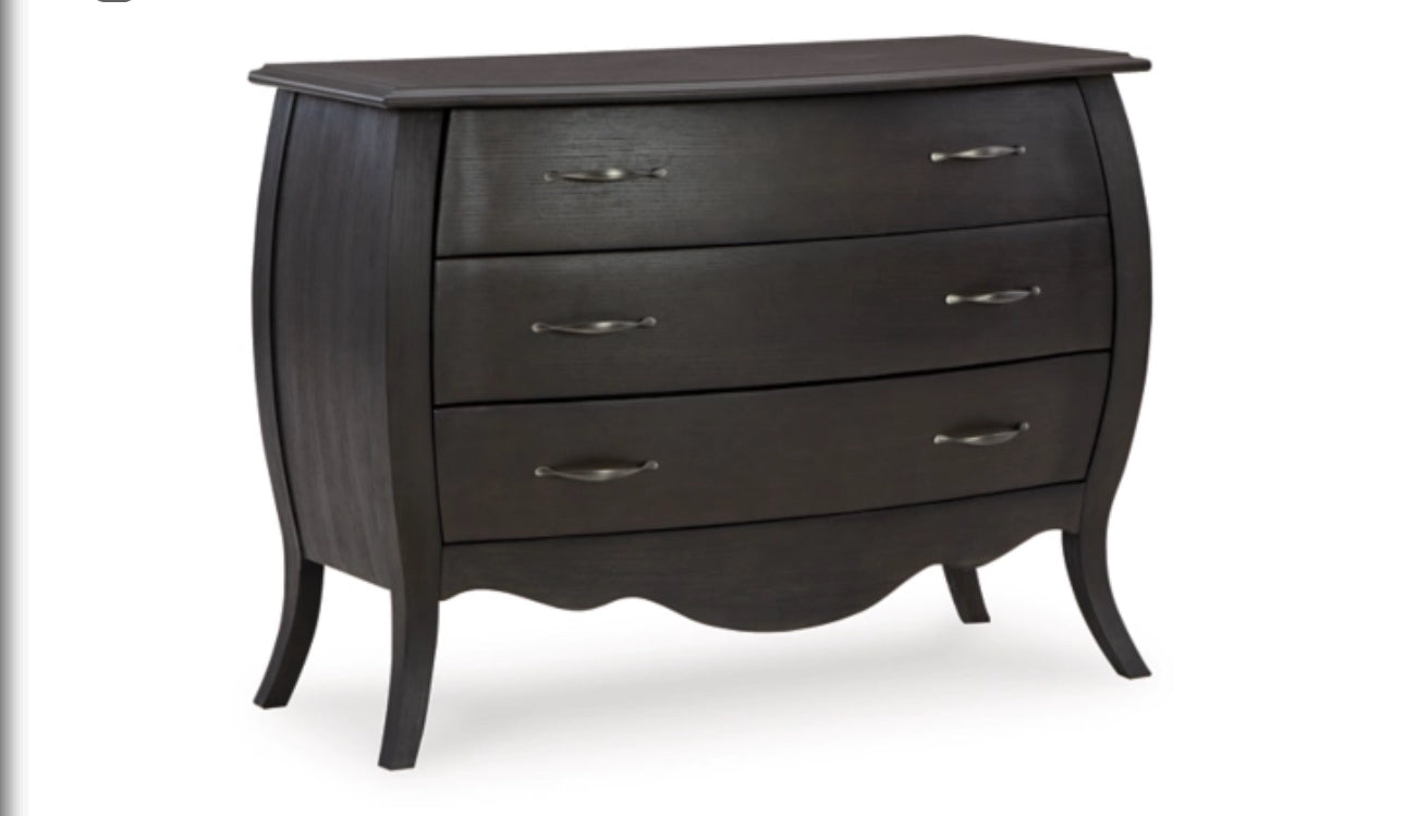 Accent cabinet 3 drawer