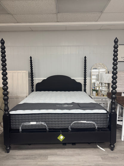 Black poster bed
