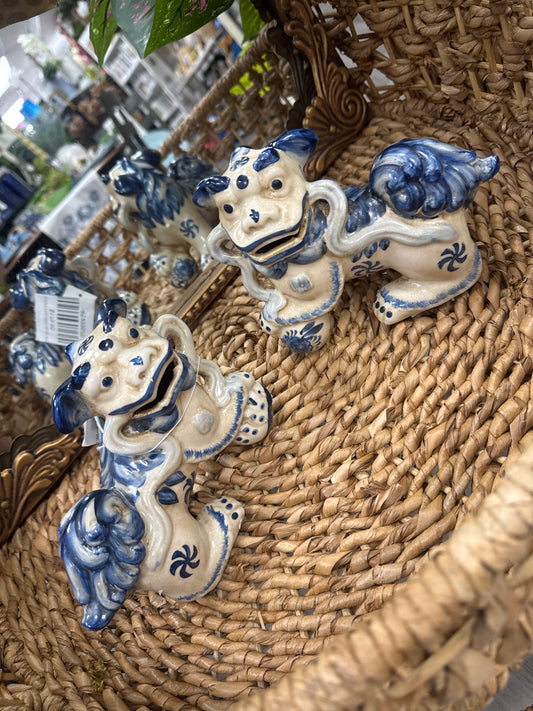 PAIR OF LUCKY FOO DOG-BLUE AND WHITE