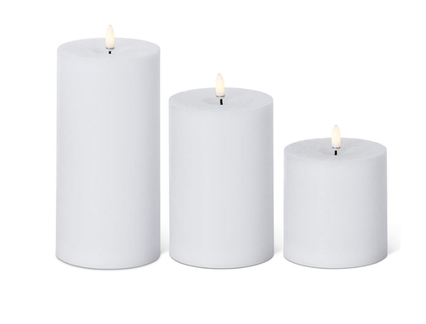 White on/off touch LED pillar candle w/ timer