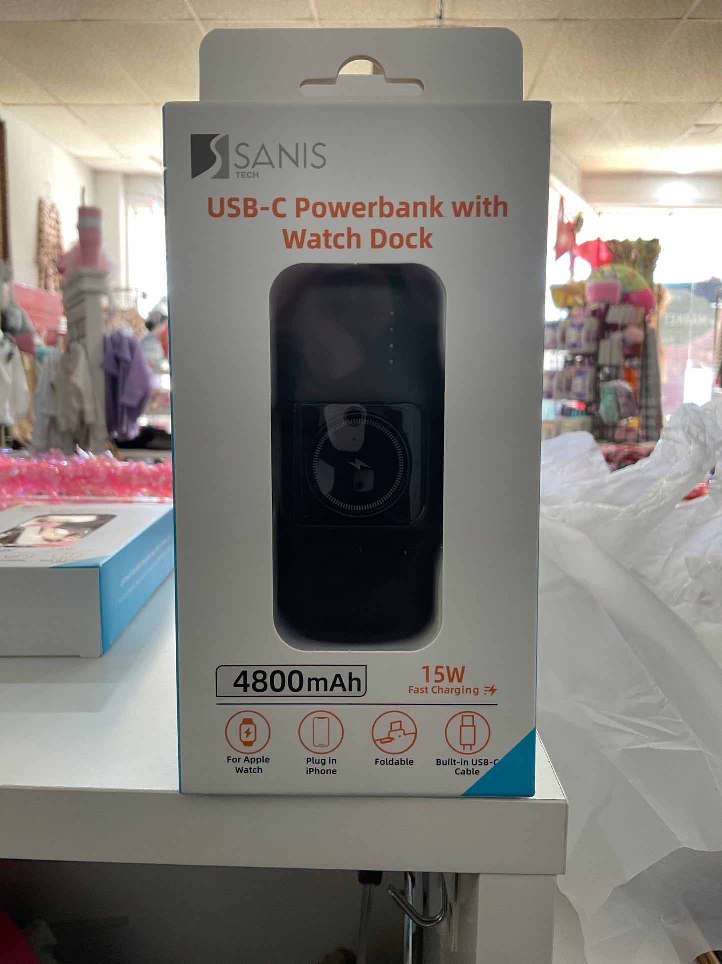 USB power bank with watch dock