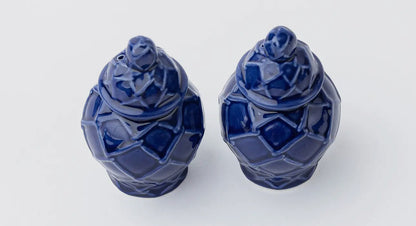Ginger Jar With Lattice Salt and Pepper Shakers