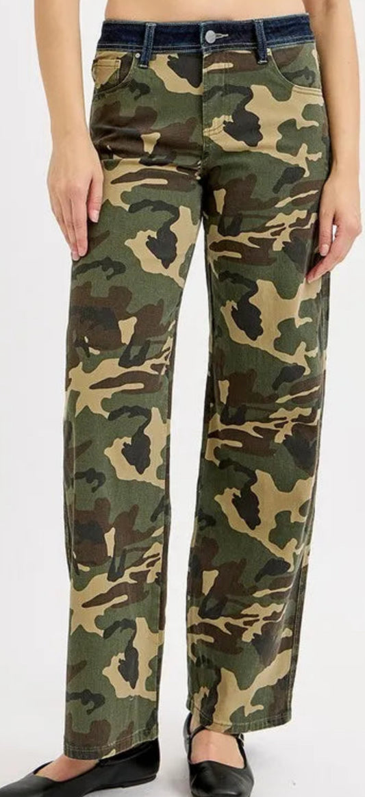 Risen mid rise fit straight wide camo pant