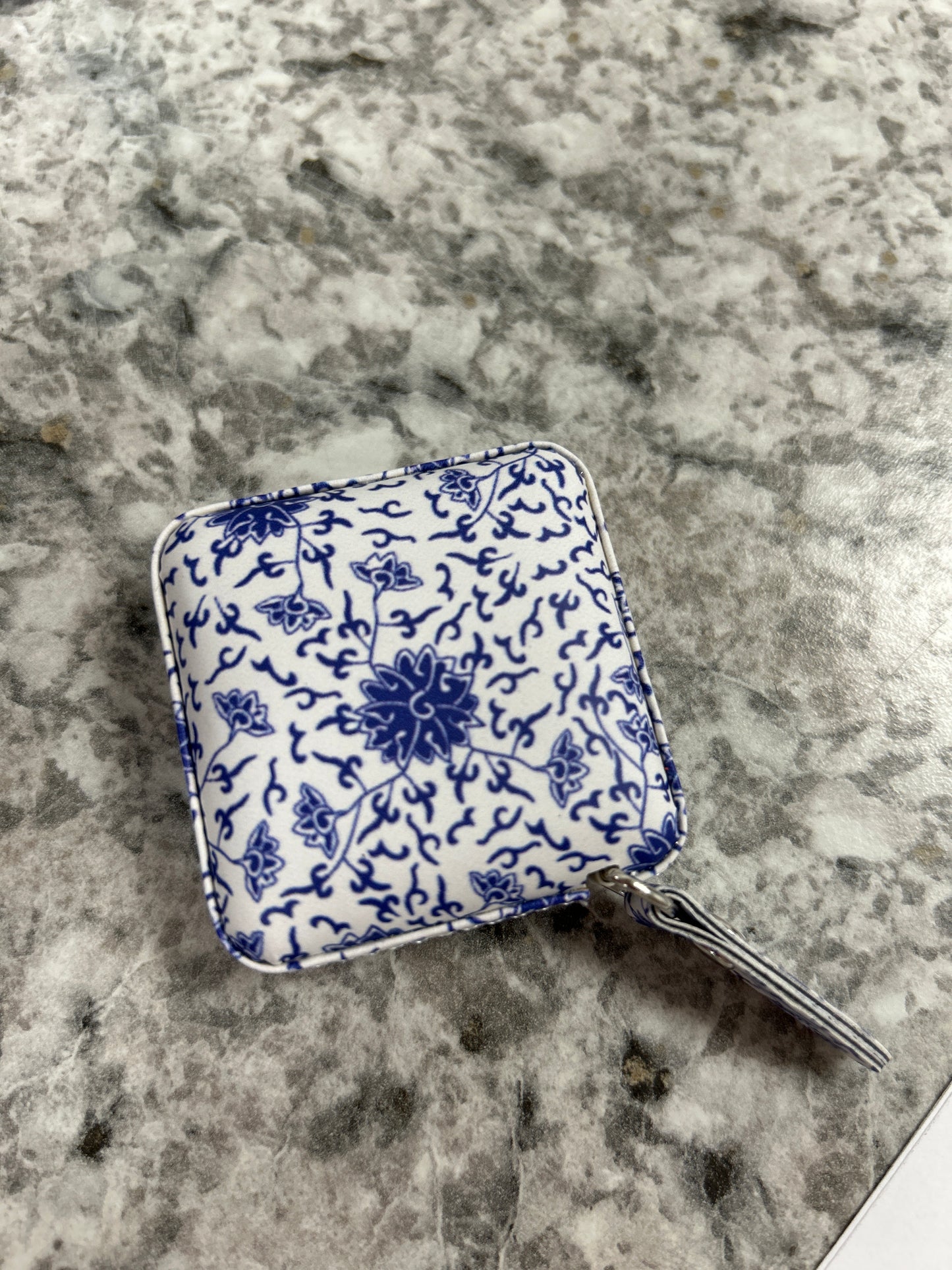 Chinoiserie tape measure