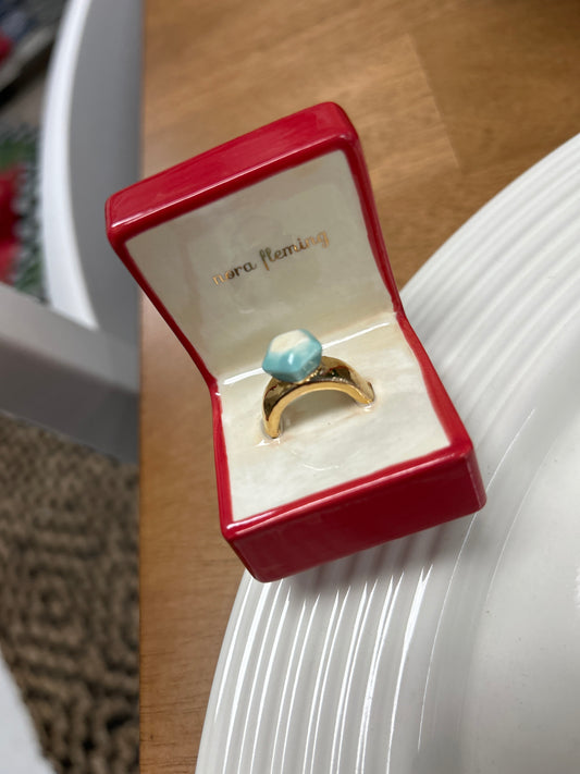 Nora Flemming put a ring on it