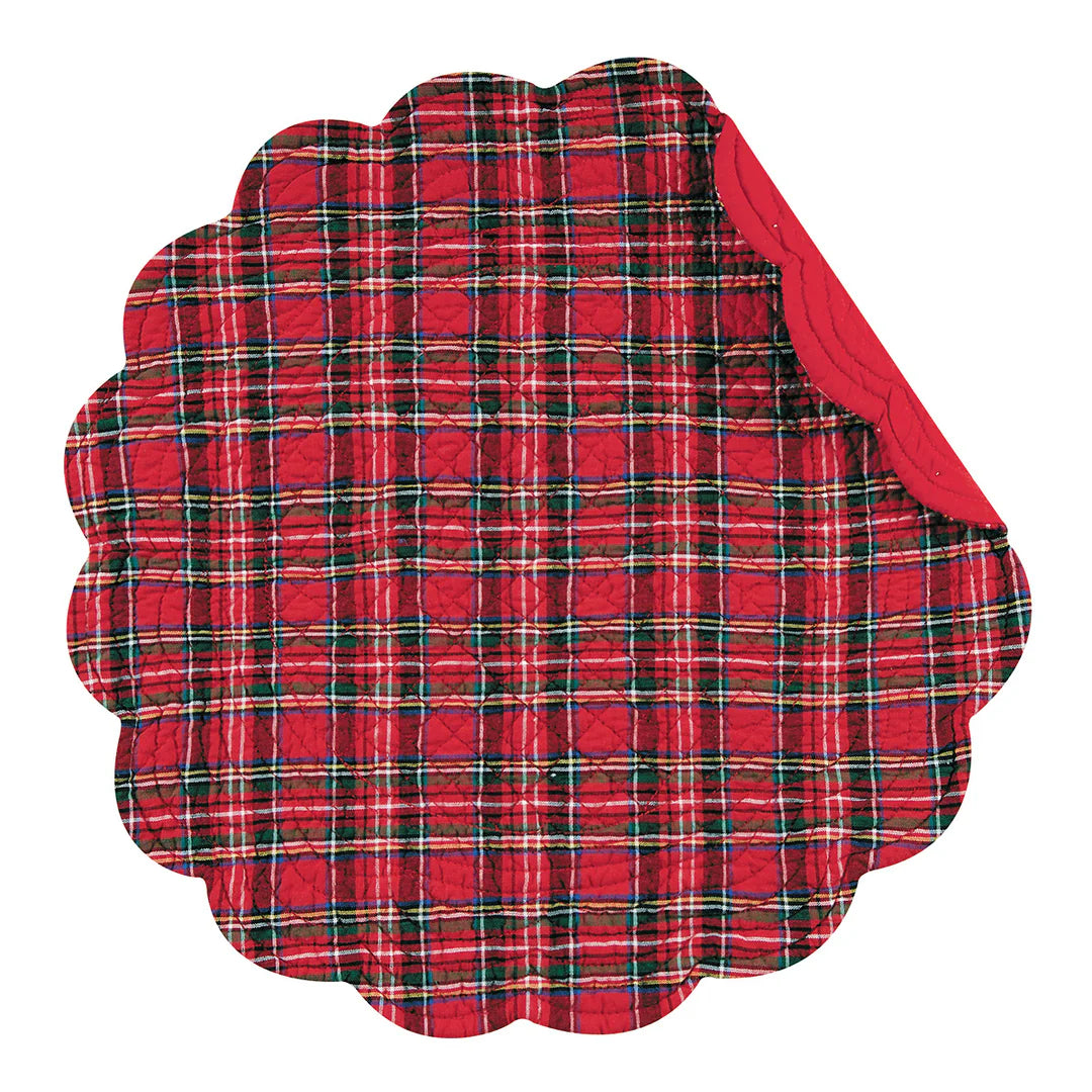 Red round plaid placemats