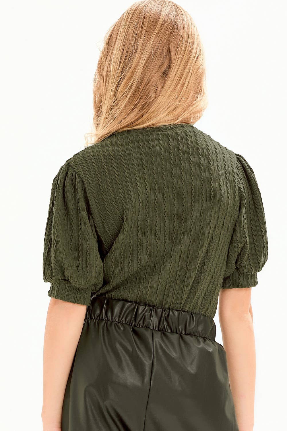 Embossed Knit Short Puff Sleeves Top