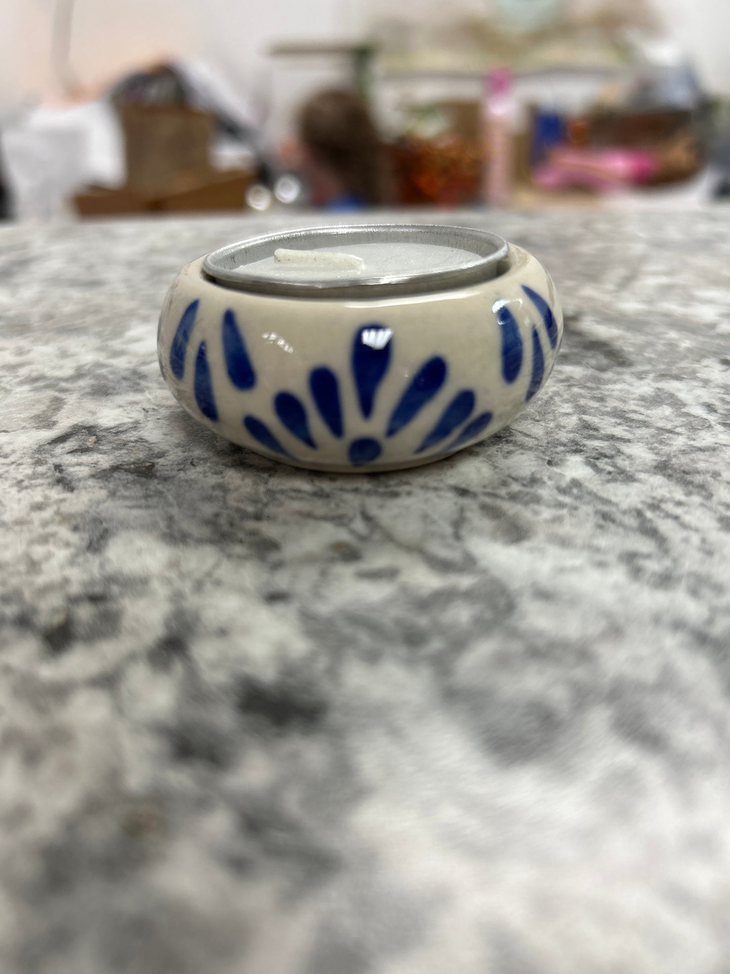 Chinoiserie tea light holder