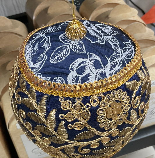 5" CHINOSERIE W/JEWEL BALL ORNAMENT
