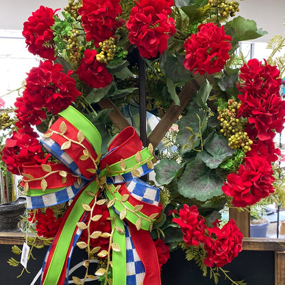 Geranium & berry wreath
