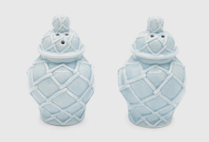 Ginger Jar With Lattice Salt and Pepper Shakers