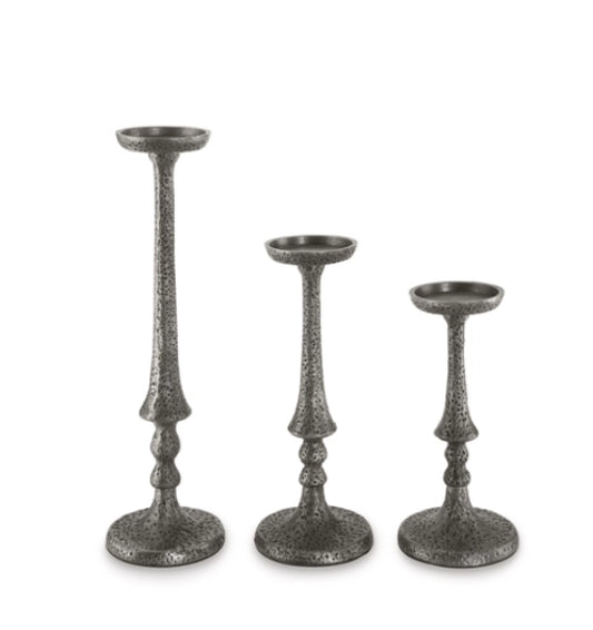 Eravell candle holder