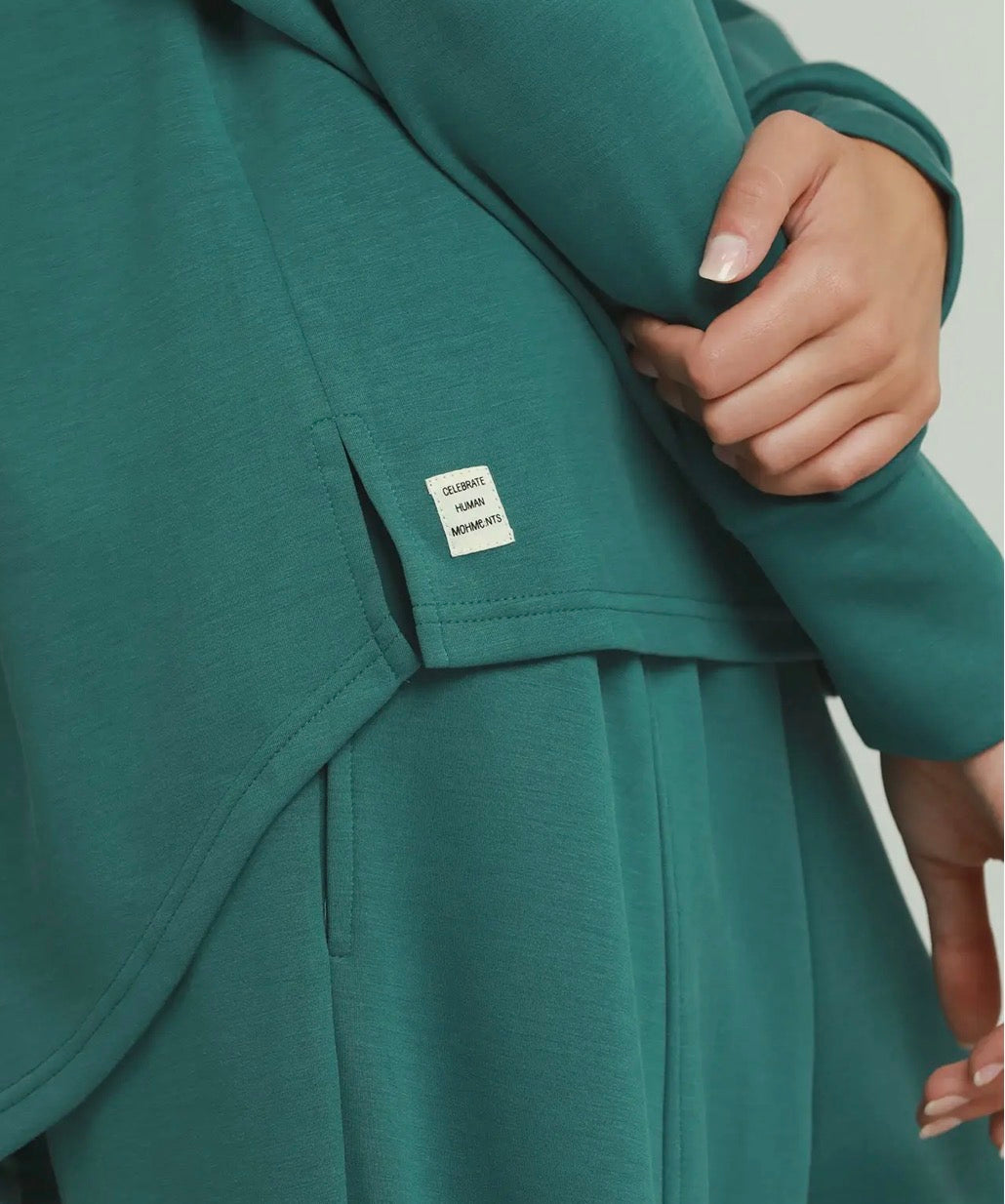 SELECT LUXEKNIT Drop Shoulder Detailed Back Top