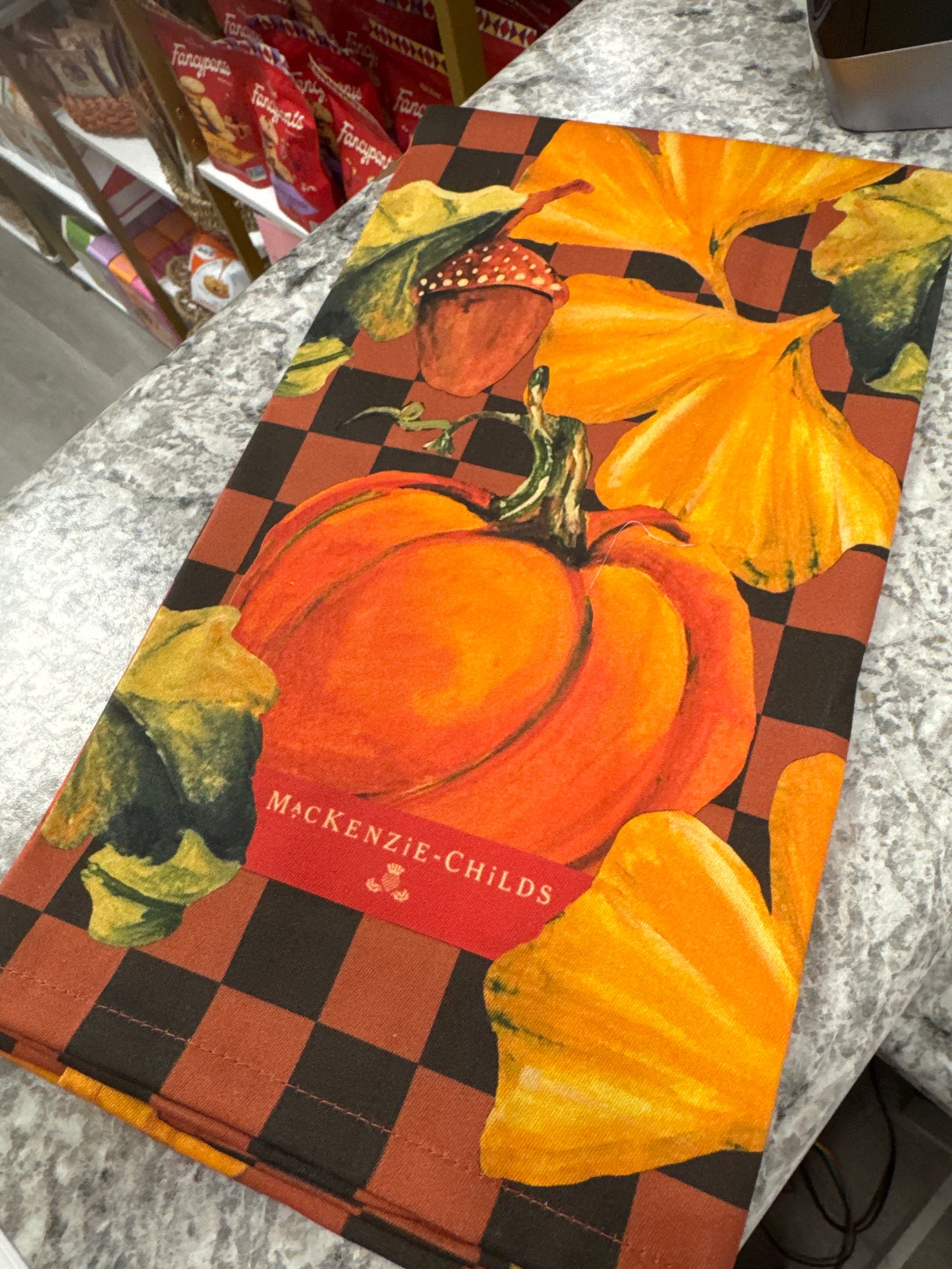 Checked pumpkin harvest, printed dish towel