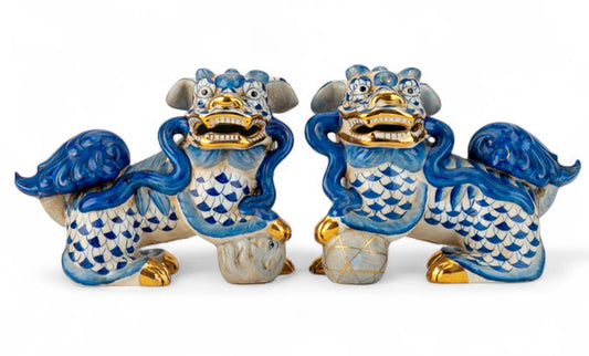 Lucky foo dog azure waves