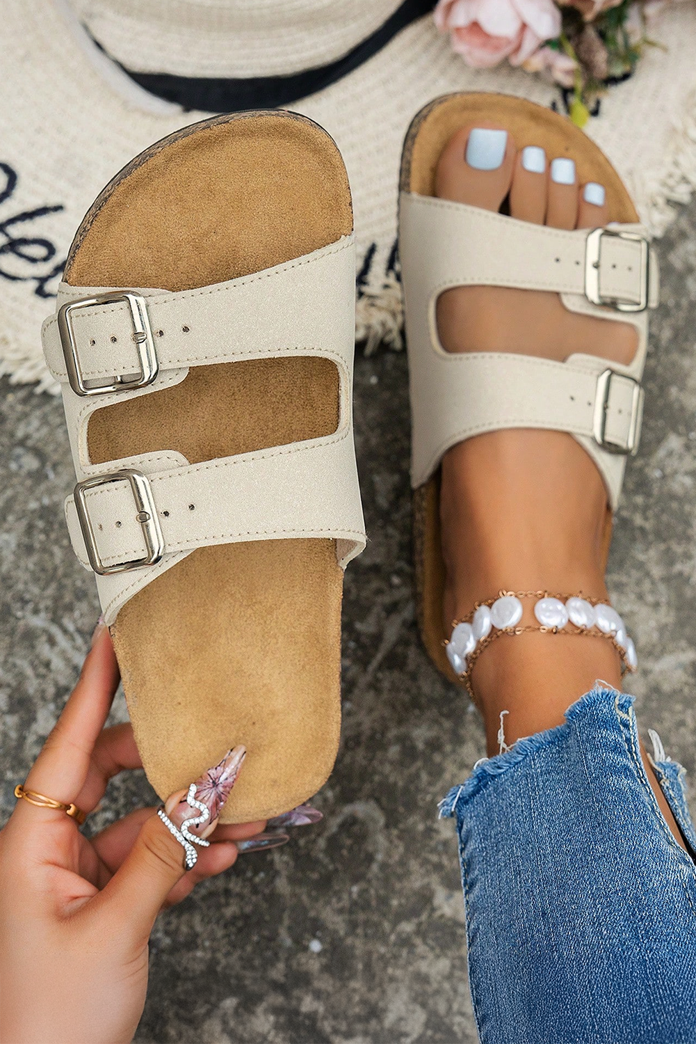 LDC Geometric Print Cut Out Buckle PU Leather Flat Slippers