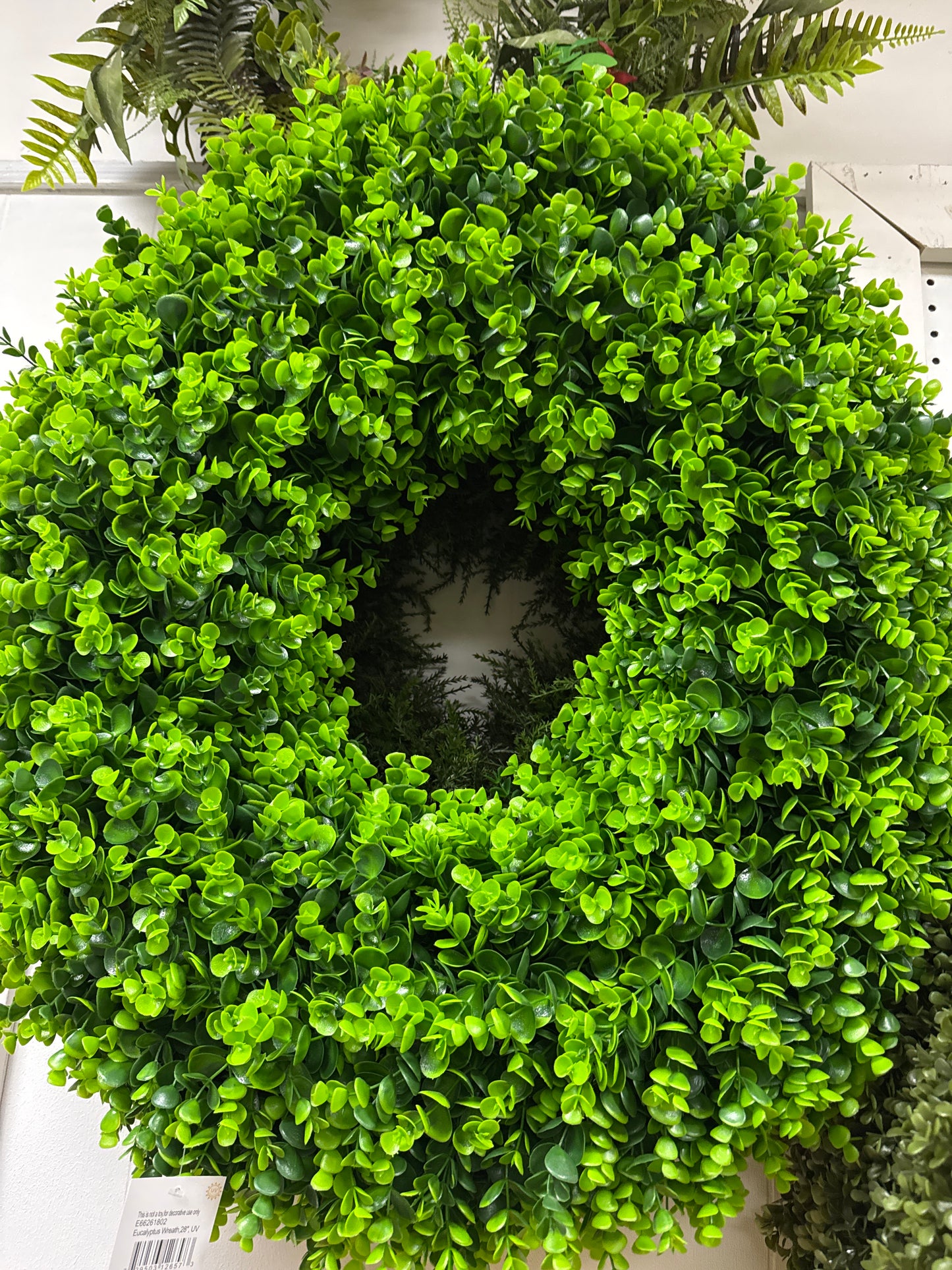 Eucalyptus Wreath 28" UV