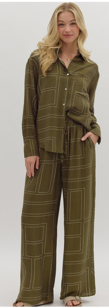 Abstract olive pant set