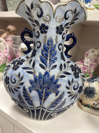 PORCELAIN VASE BLUE/WHITE