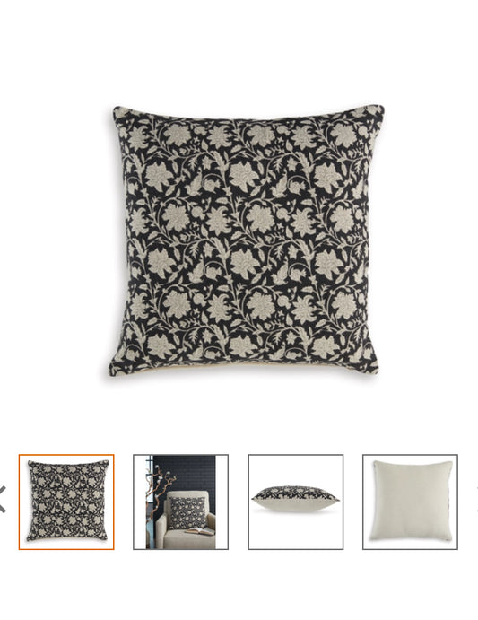 Alanderson pillow