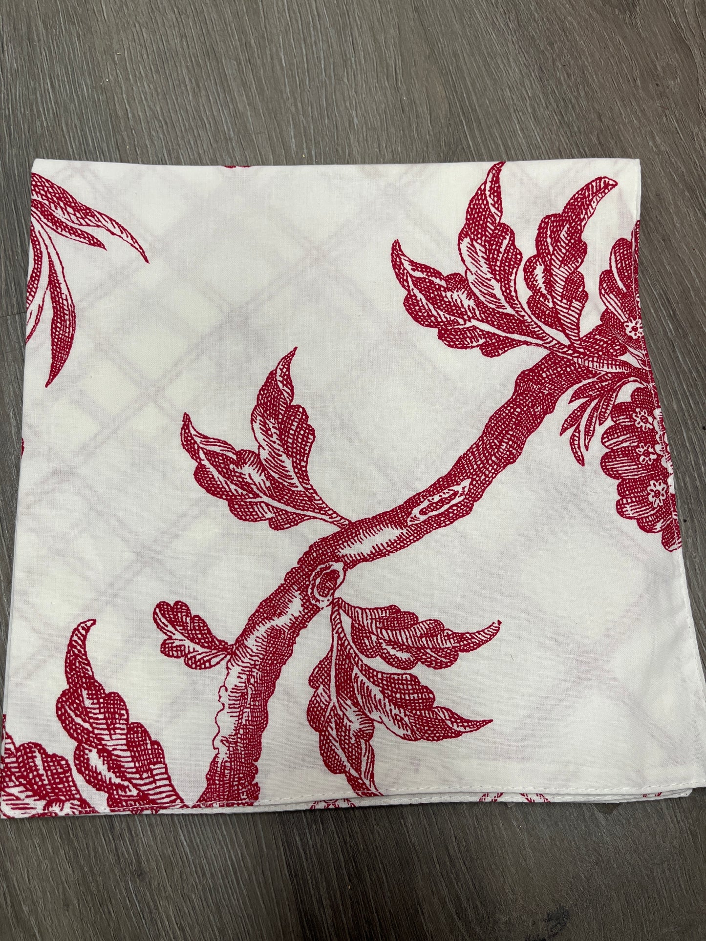 Red and white toile napkins