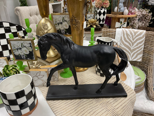 16” Black Horse