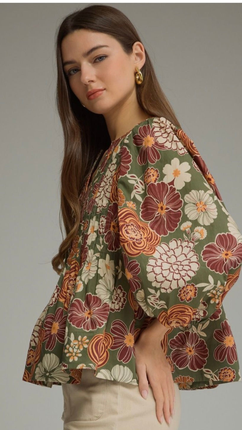Floral print split neck top