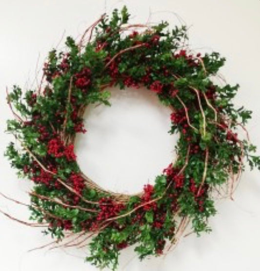 32” BOXWOOD BERRY WREATH
