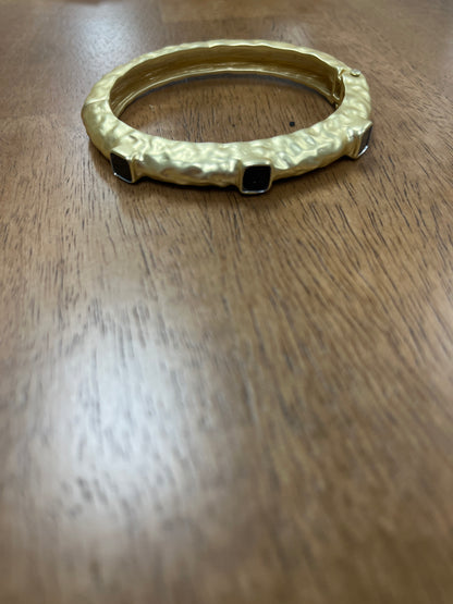 Matte gold hinged bracelet