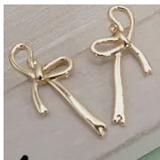 Gold bow earrings