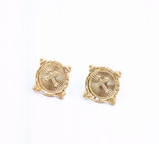 Capitola Cross Stud Worn Gold