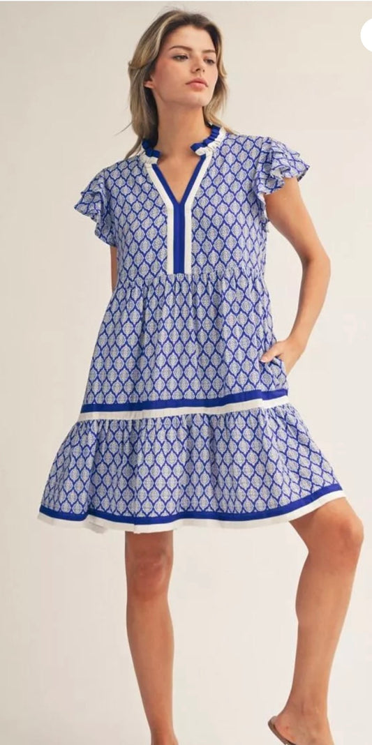 Layered ruffle sleeves Baroque pattern tiered dress