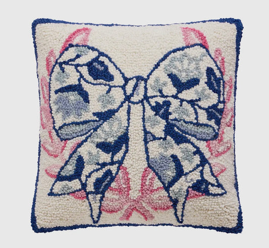 Chinoiserie Bow
Hook Pillow