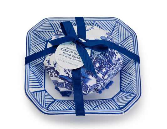 Blue Willow Sandalwood Scented French Milled Soap with Porcelain Tray