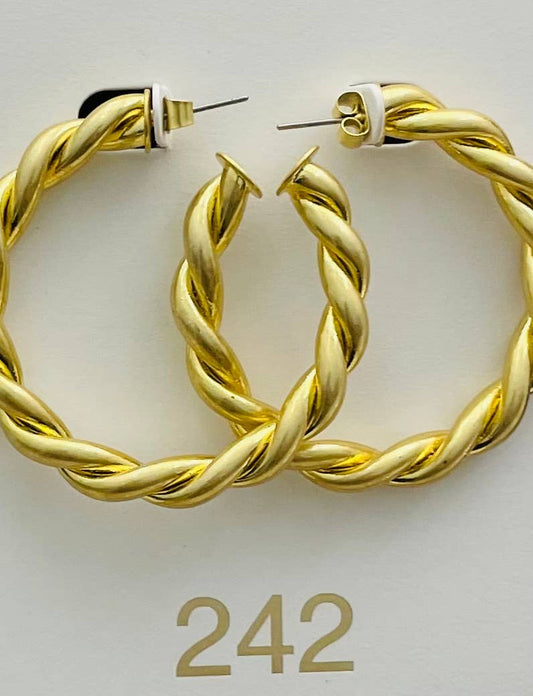 VINTAGE - Gold Twisted Hoop Earrings (gold) ER272