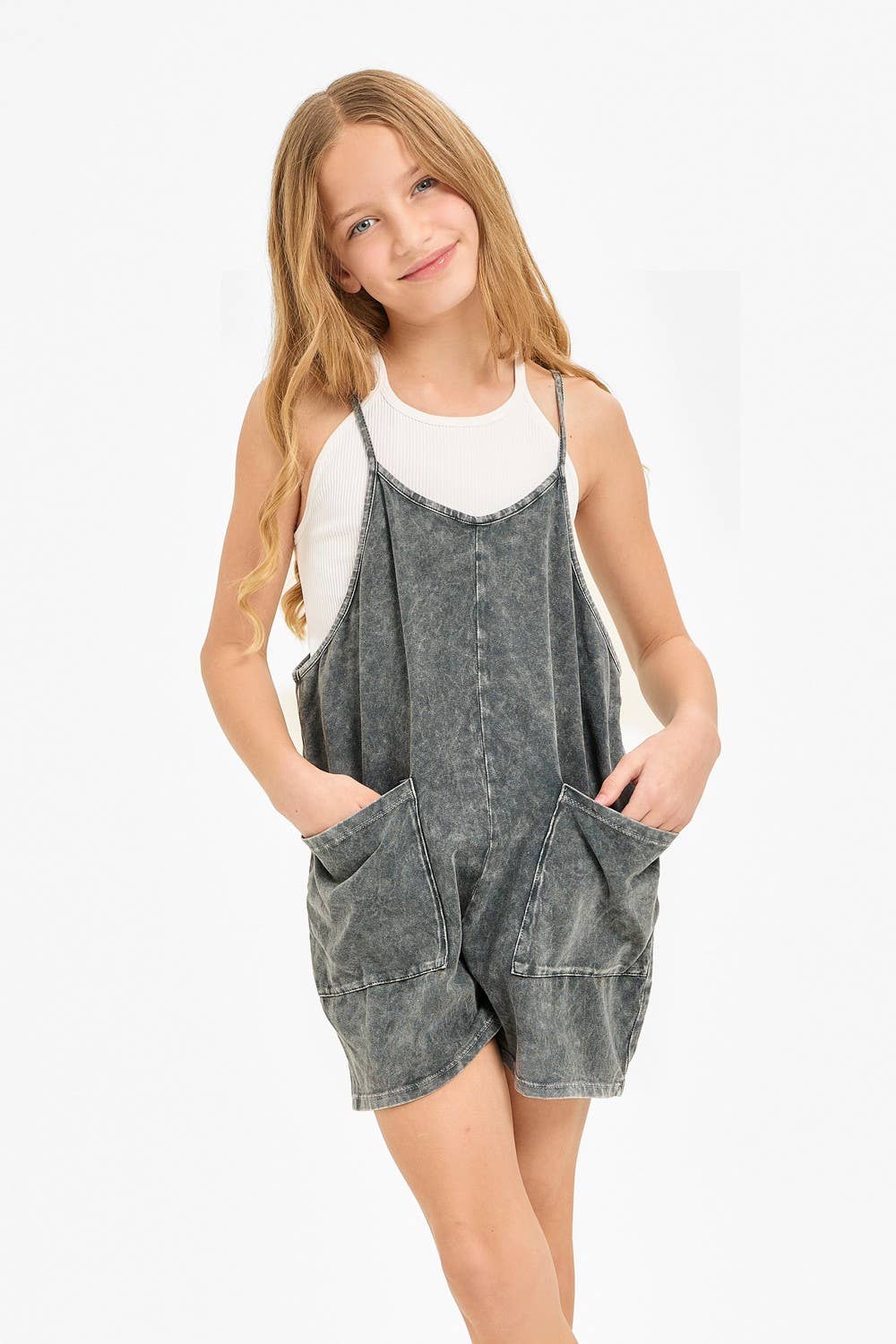 Two Pocket Mineral Wash Overall Romper / Onesieu