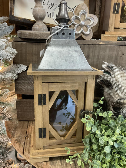 Brown lantern with tin top