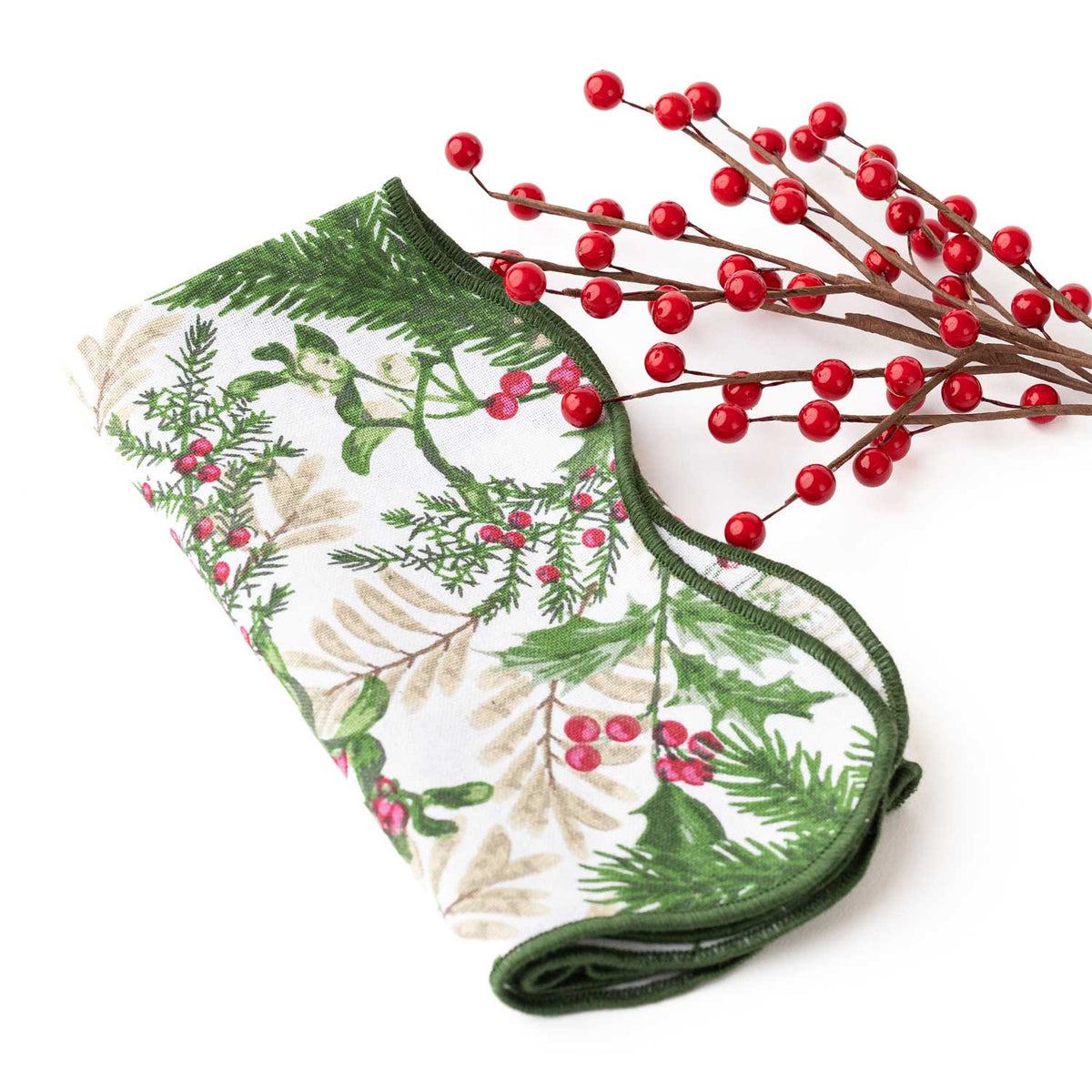 Woodland Berry Scalloped Cotton Dinner Napkins