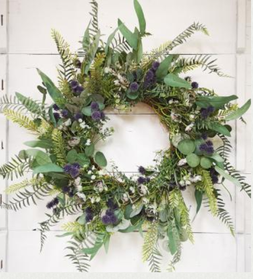 28" Eucalyptus Wreath